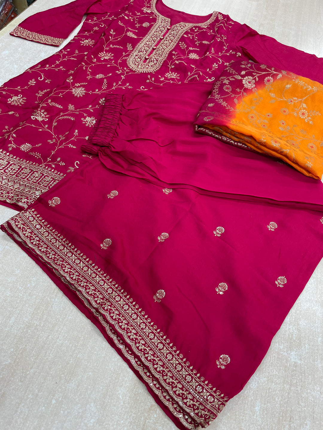 Aleeza – Cerise Pink Pure Silk Embroidered Set with Jacquard Dupatta - 3pcs