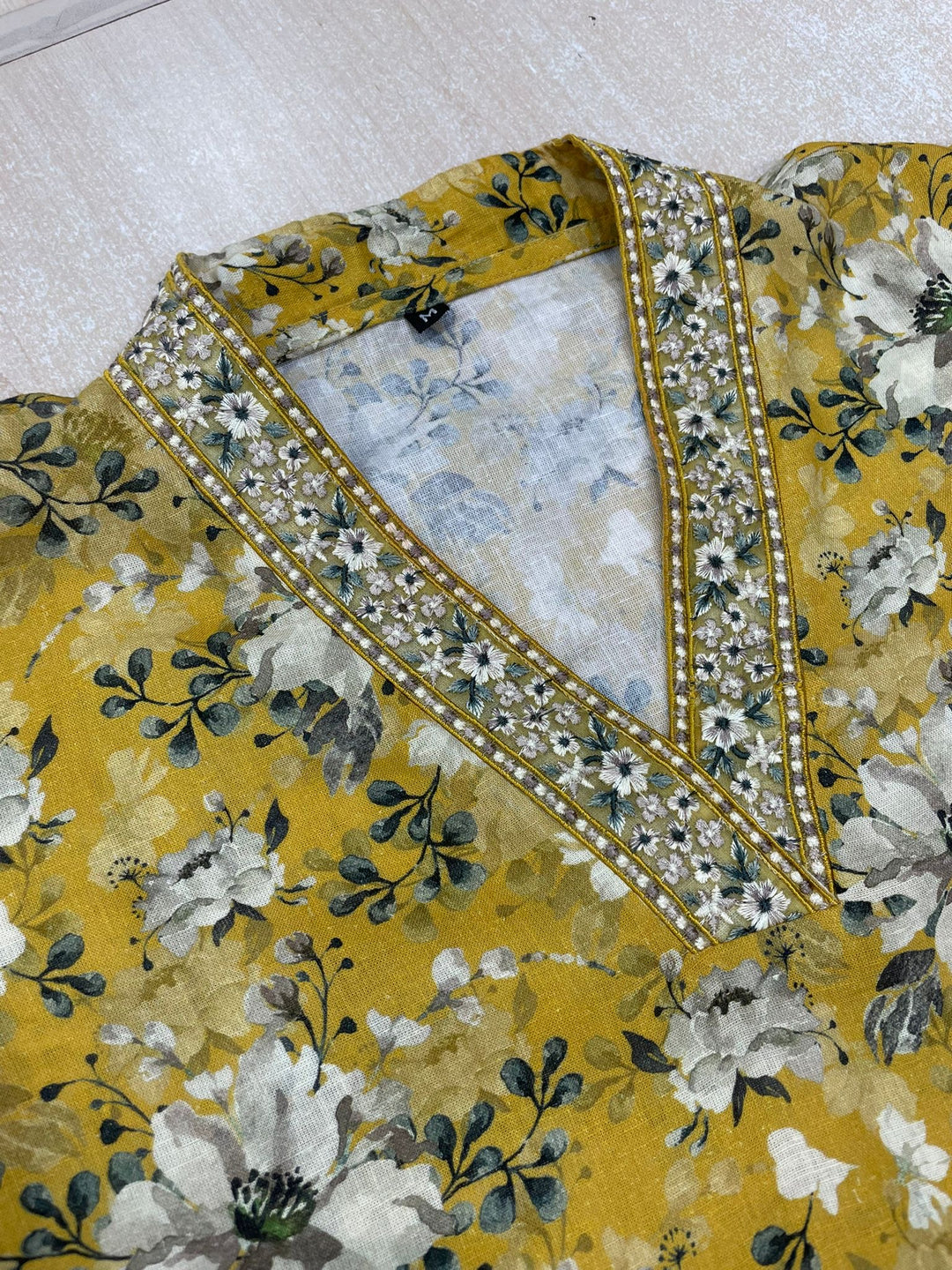Amina - 11086 - Pure Silk Shalwar Kameez - 3 Pcs