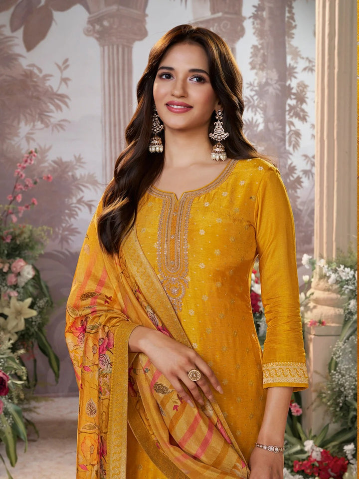 Kiran – Yellow Dola Silk Kurta Set with Jacquard Detailing and Intricate Embroidery, Paired with a Cherry Silk Dupatta – 3 Pcs