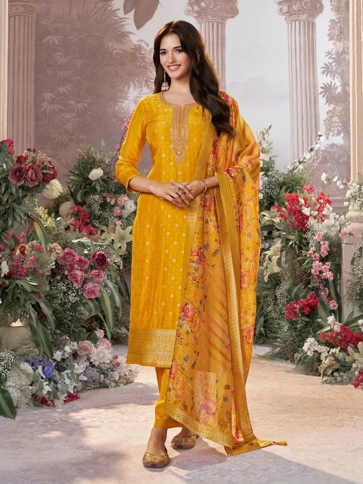Kiran – Yellow Dola Silk Kurta Set with Jacquard Detailing and Intricate Embroidery, Paired with a Cherry Silk Dupatta – 3 Pcs