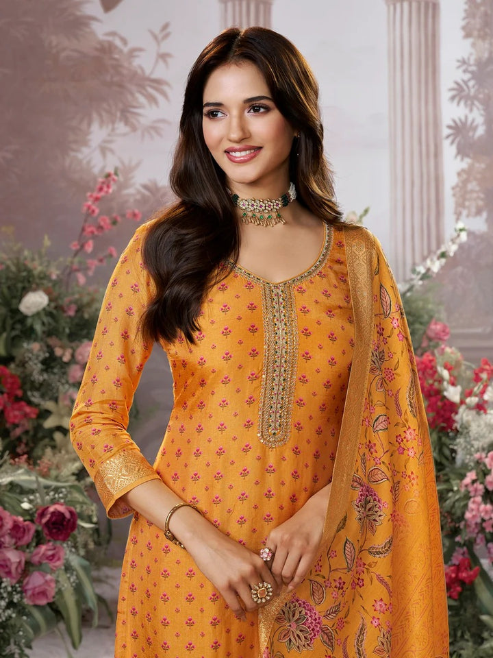 Sara – Yellow Russian Silk Kurta Set with Digital Print Work Paired with Russian Silk Digital Printed Duppatta – 3 Pcs
