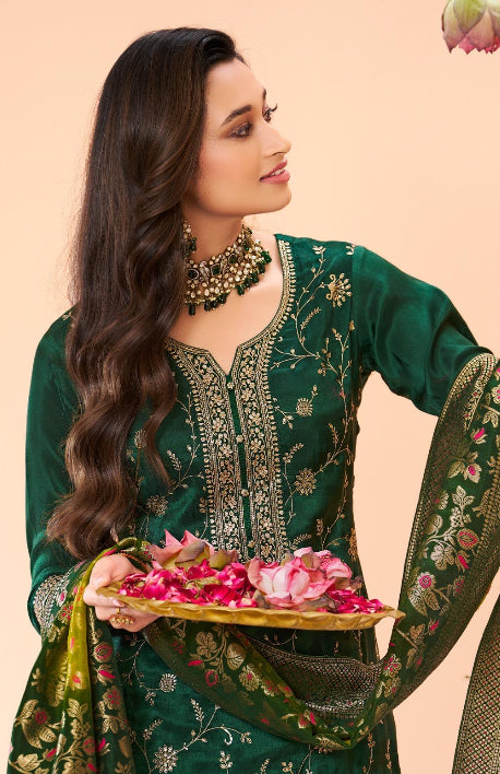 Aleeza – Dark Green Silk Embroidered Set with Jacquard Dupatta - 3pcs