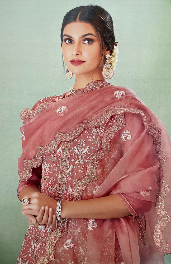 Maisha Suhana 12038