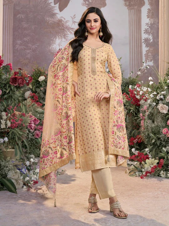 Sara – Cream Russian Silk Kurta Set with Digital Print Work Paired with Russian Silk Digital Printed Duppatta – 3 Pcs
